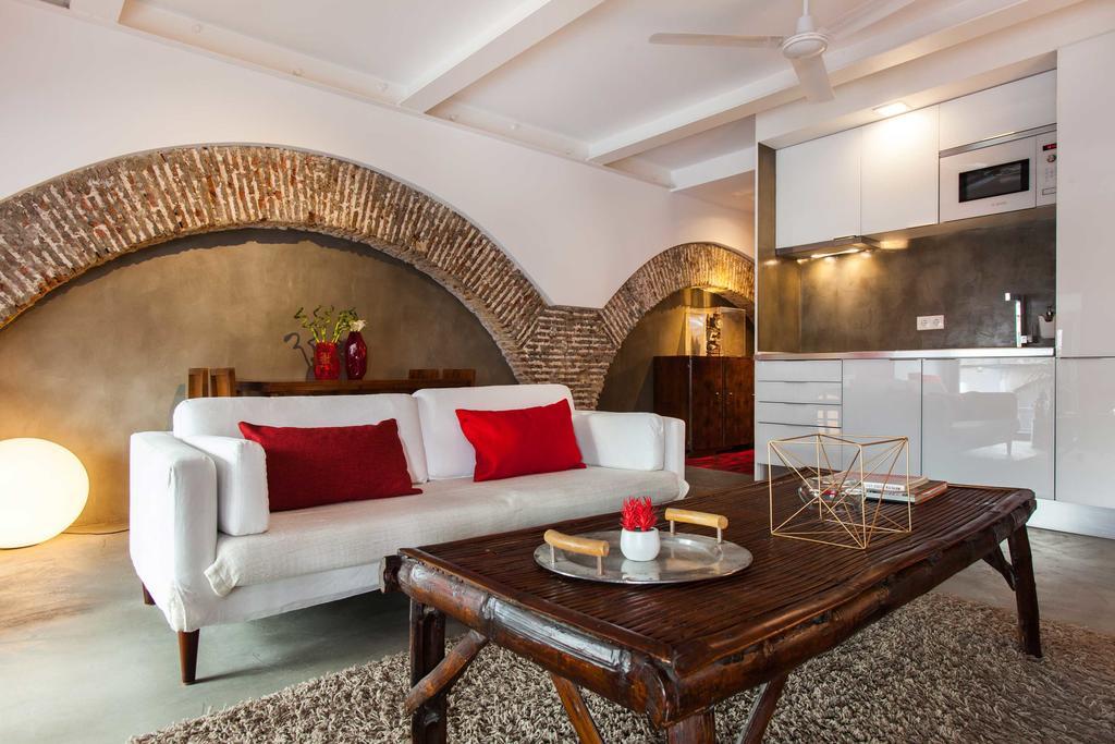 The Old Stables Chiado Apartments Lisbona Esterno foto