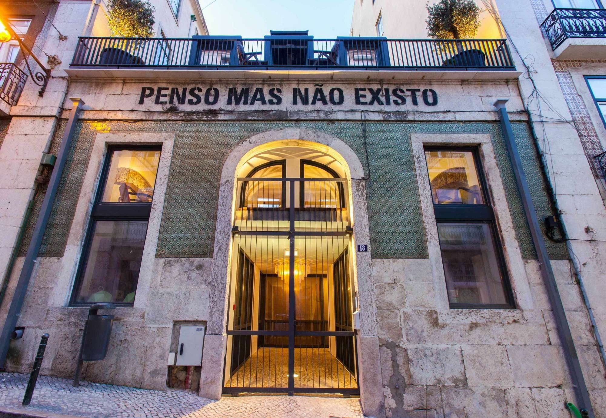 The Old Stables Chiado Apartments Lisbona Esterno foto